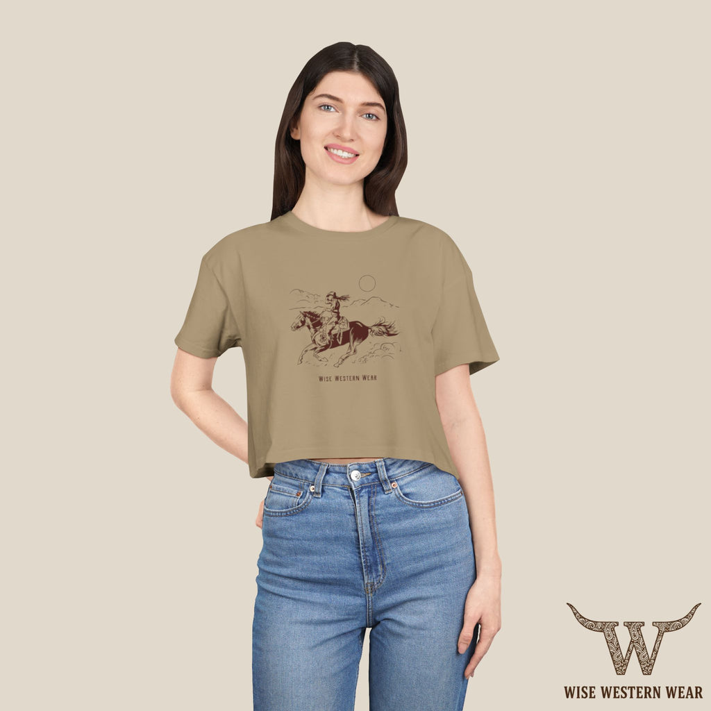 The Cropped Cowgirl