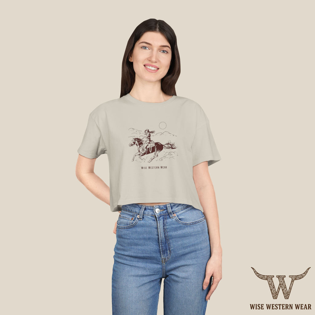 The Cropped Cowgirl